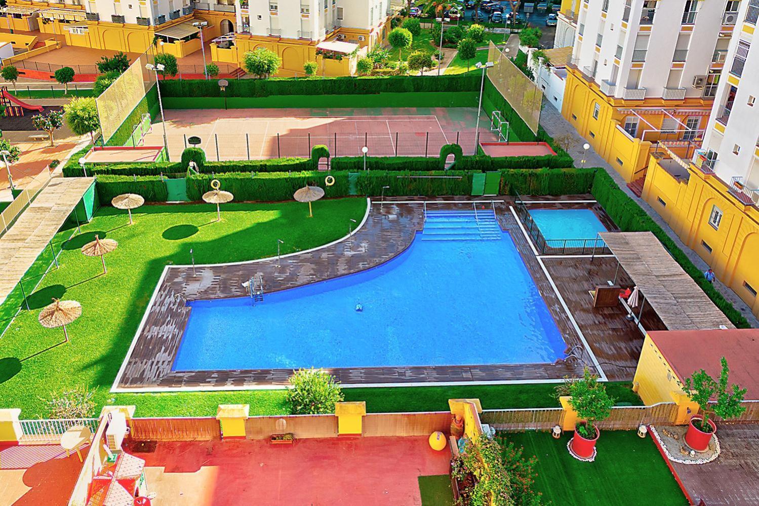 Luxury Apartment In Seville With Pool Luaran gambar